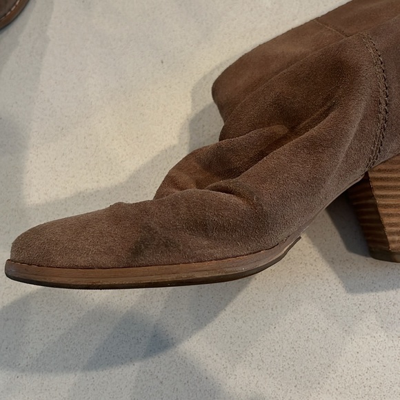 Splendid Women's Rodeo Brown Suede Slouchy Ankle Boots - Picture 6 of 11